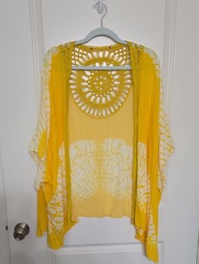 Yellow Tie-Dye Crochet Back Women's Kimono